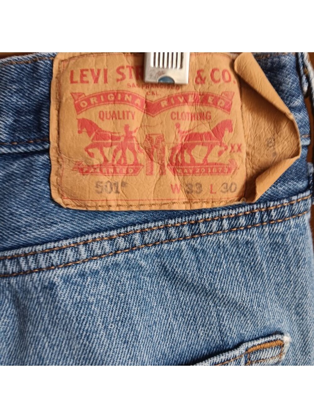 33x30 Men's Levis 501 Jeans Original Fit Blue Buttonfly Grunge Fade Punk Rock
